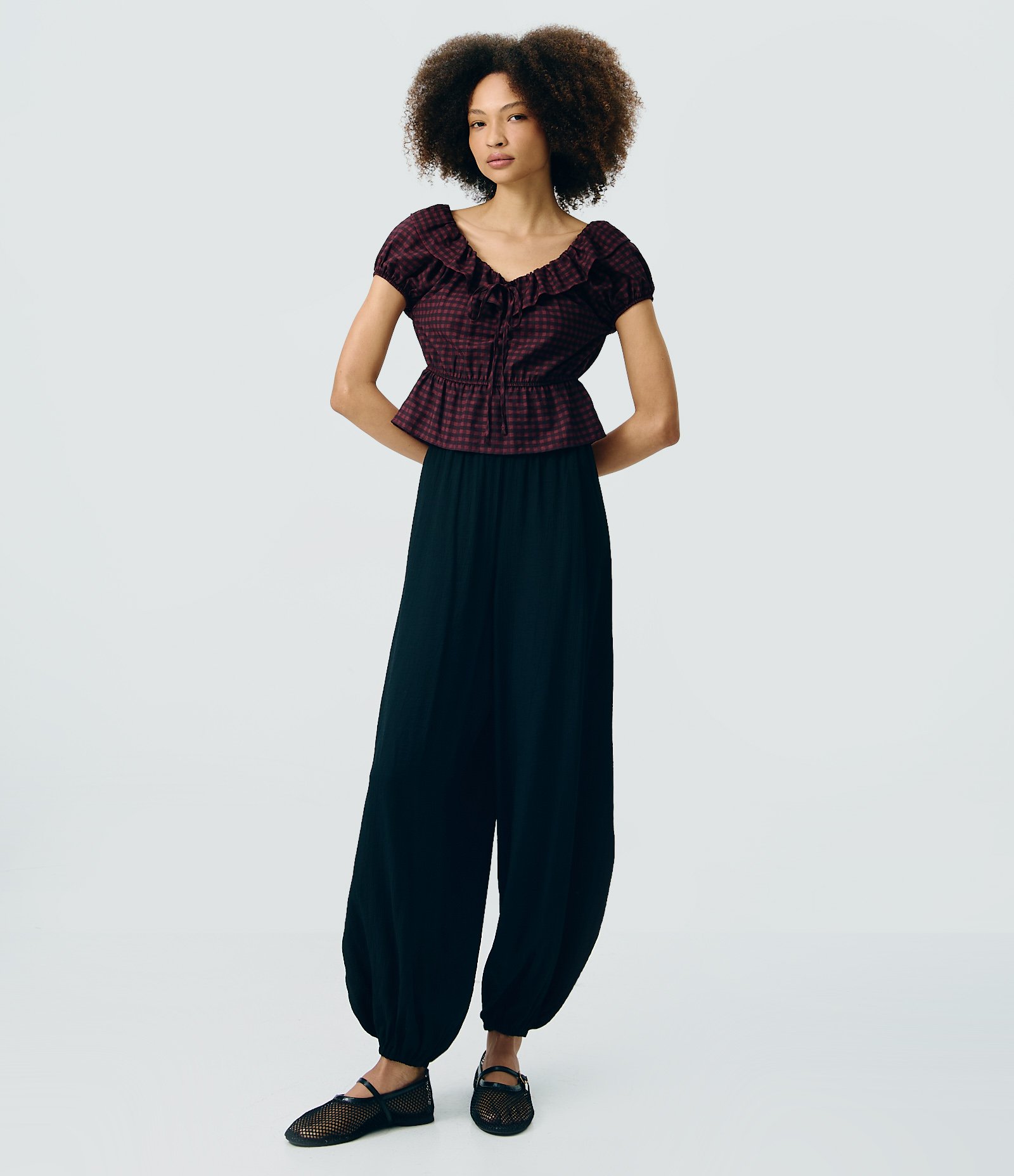 Calça Aladim em Viscose com Cós Elástico Preto 1