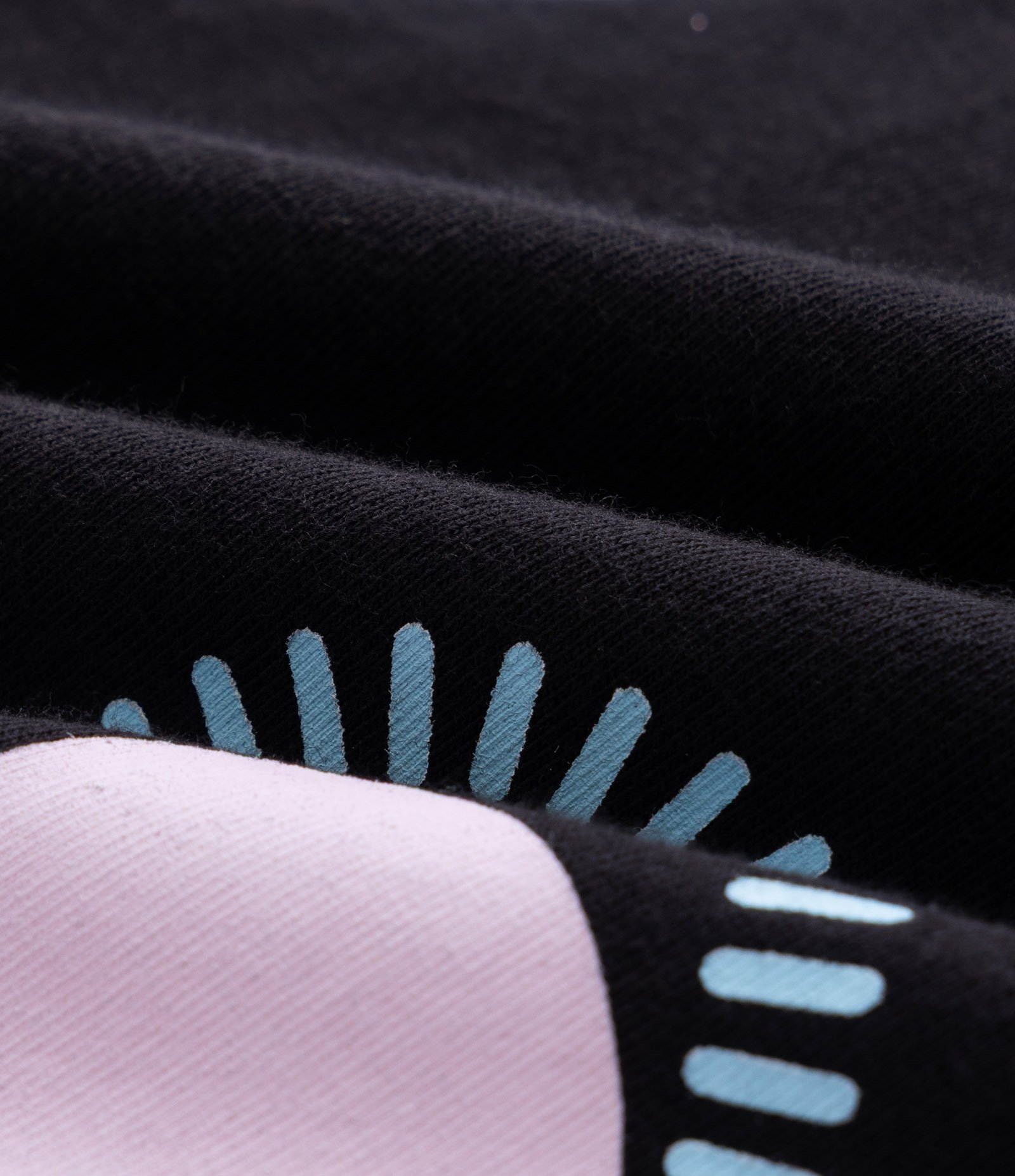 Camiseta Infantil Manga Curta com Coração em Paetê – Tam 5 a 14 Anos Preto 3