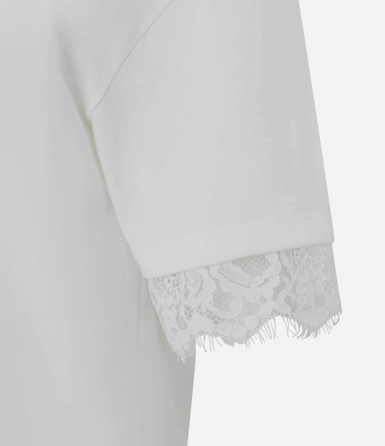 Camiseta em Algodão com Renda Aplicada nas Mangas Branco 2