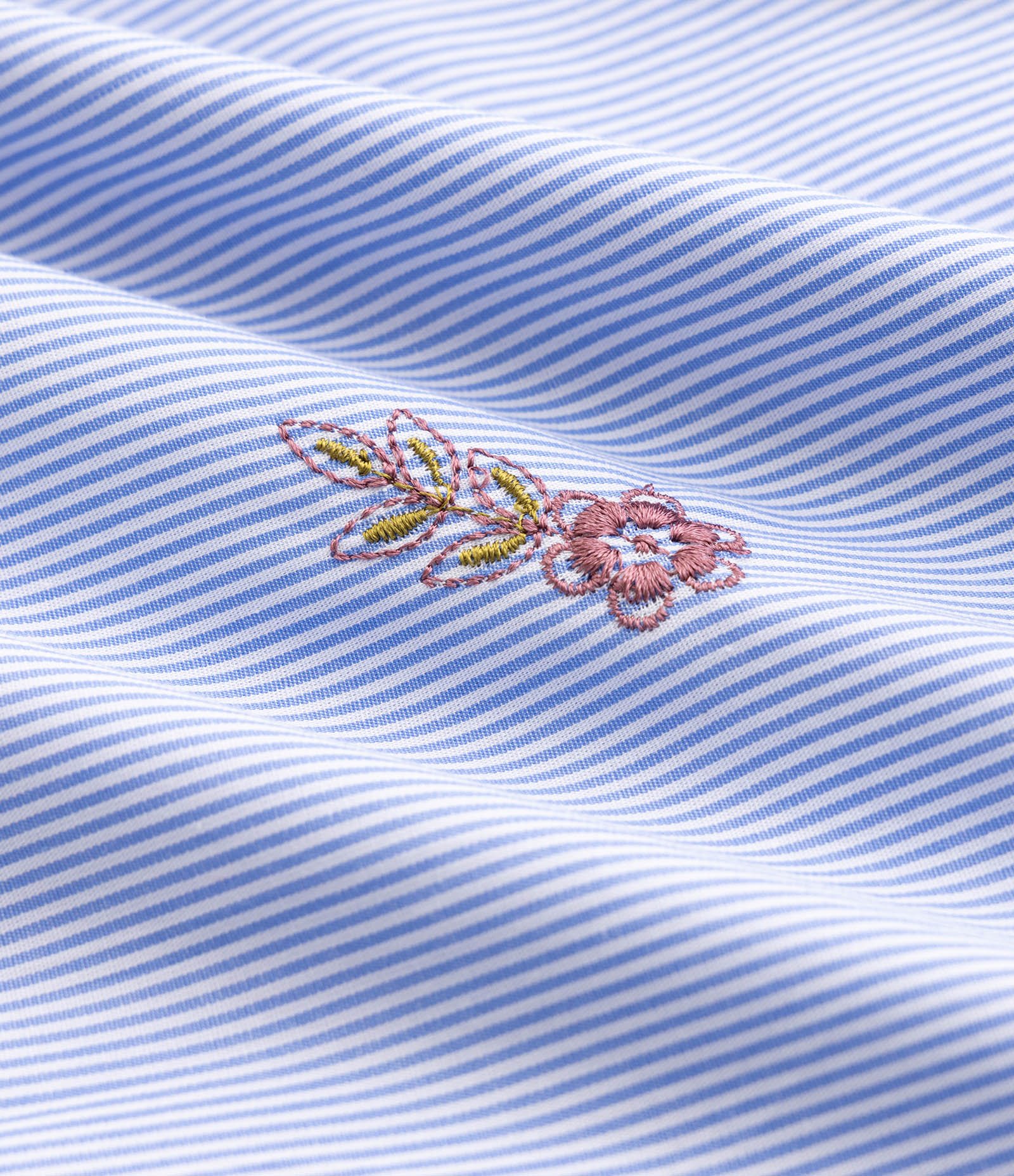 Camisa Tricoline Regular com Paisley Bordado e Listrada Curve & Plus Size Azul 7
