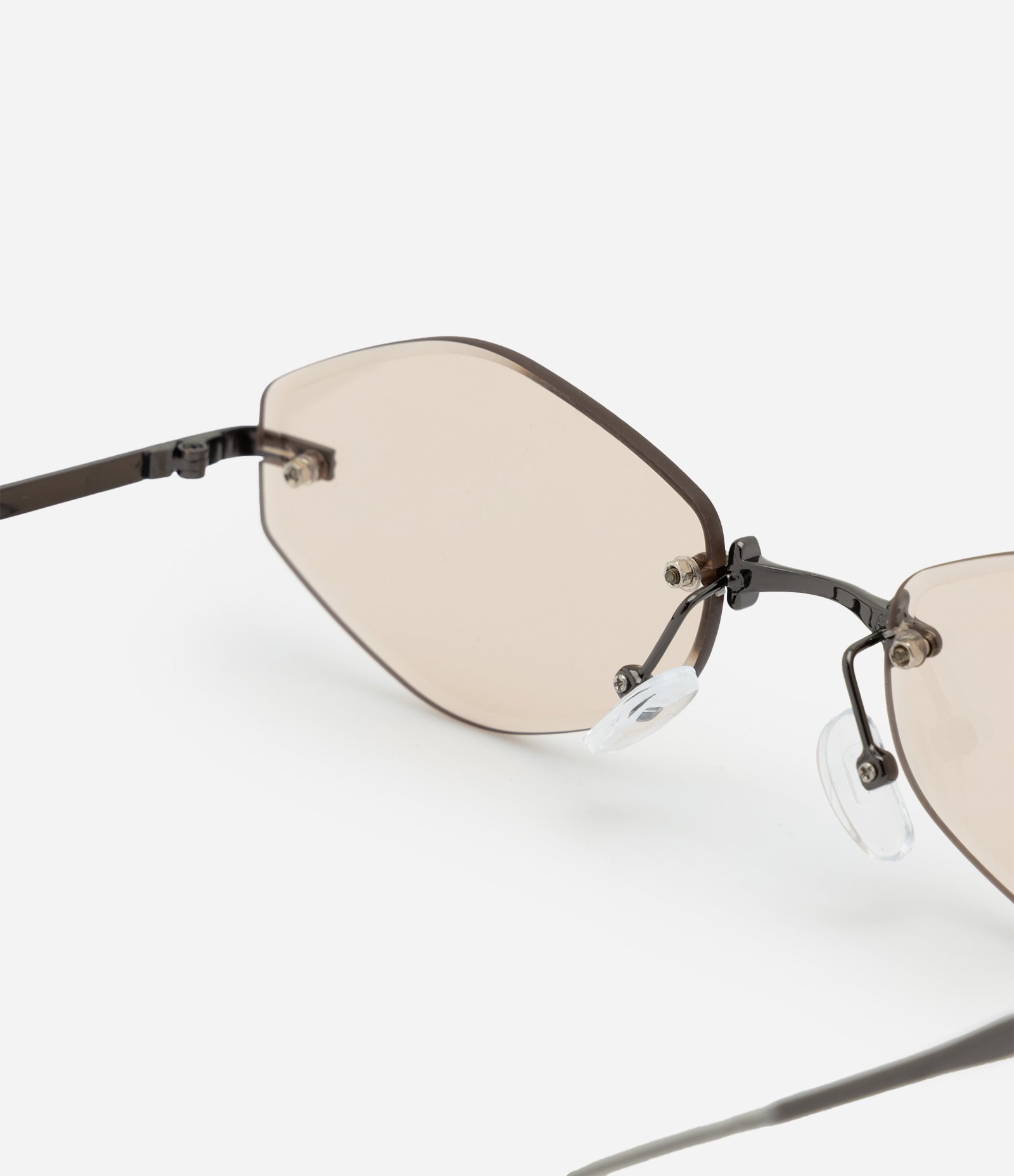 Óculos de Sol com Design Geométrico e Hastes em Metal Cinza 3