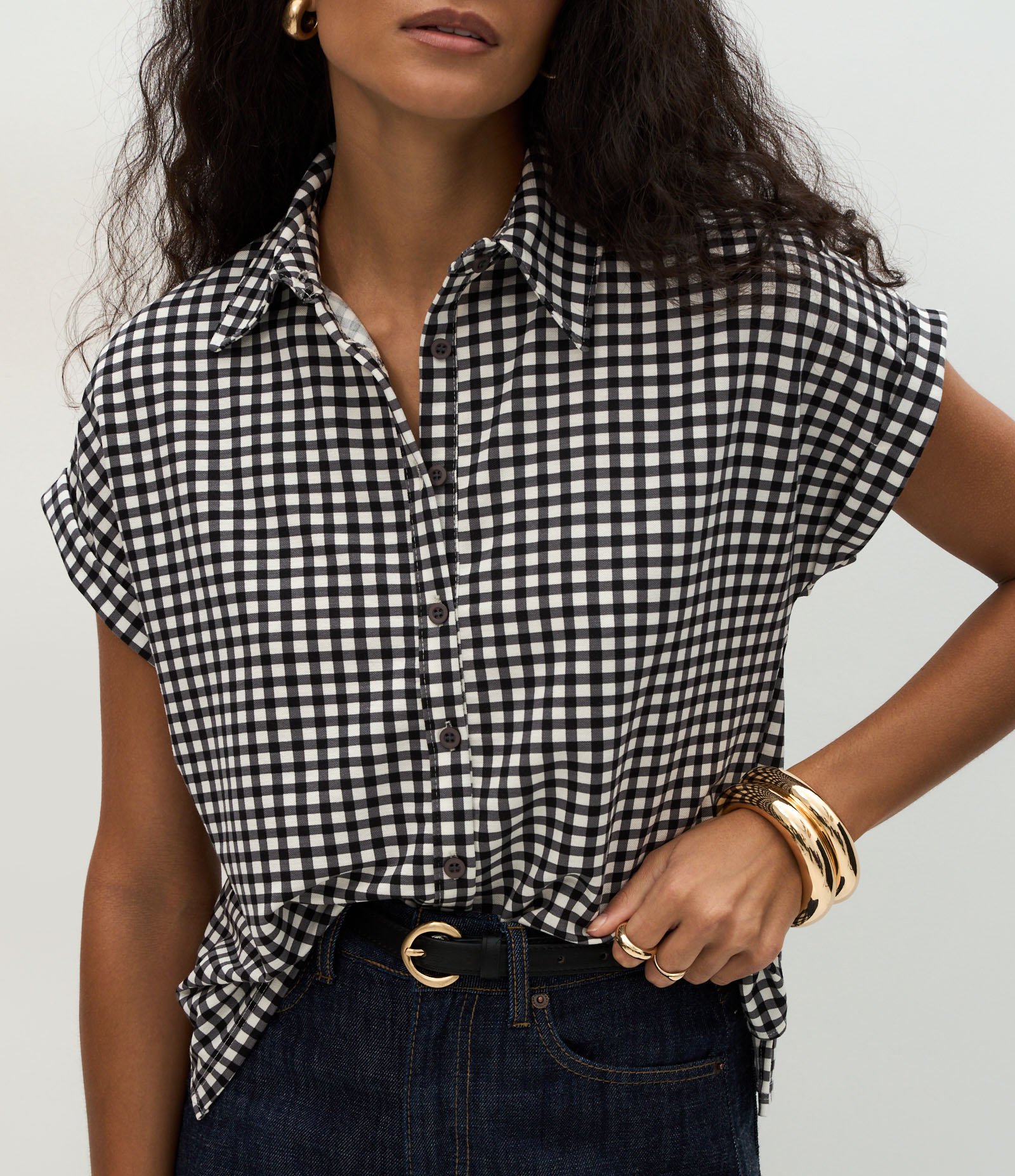 Blusa com Estampa Xadrez e Fechamento por Botões Preto 4