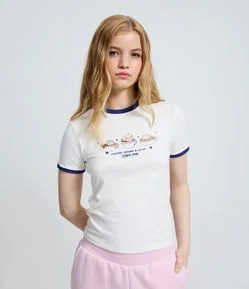 Camiseta em Algodão com Recortes Contrastantes e Estampa de Gatinho