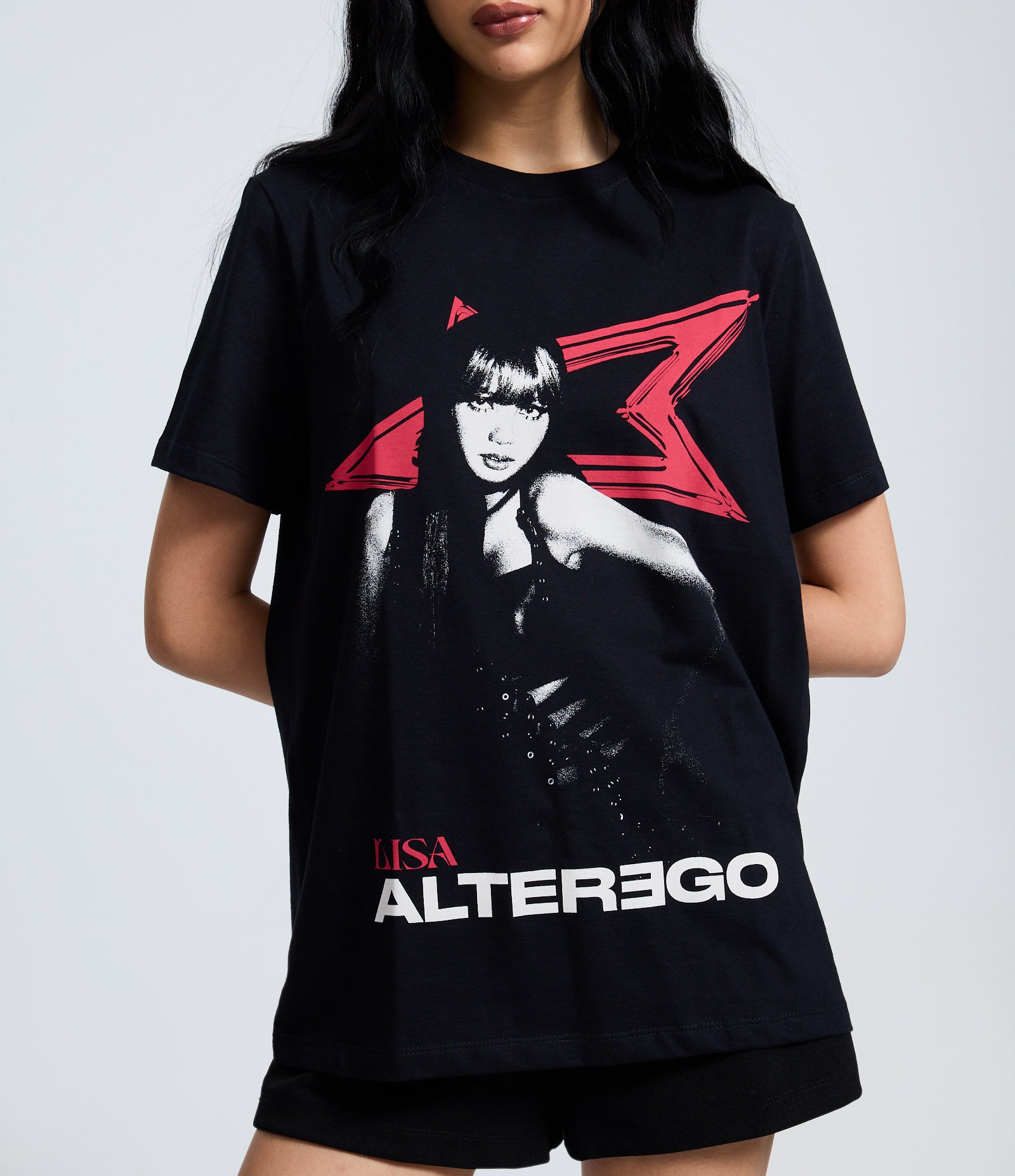 Camiseta com Estampa Cantora Lisa do Álbum Alterego Preto 3