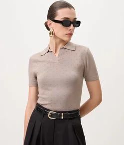 Blusa Polo em Tricô com Aplicação de Brilhos