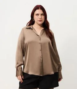 Camisa Regular em Cetim com Vista de Botões
