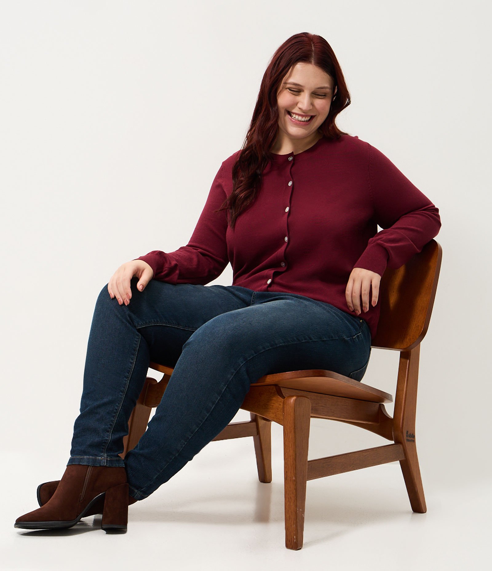 Cardigan Regular Básico em Tricô Curve & Plus Size Vermelho 2