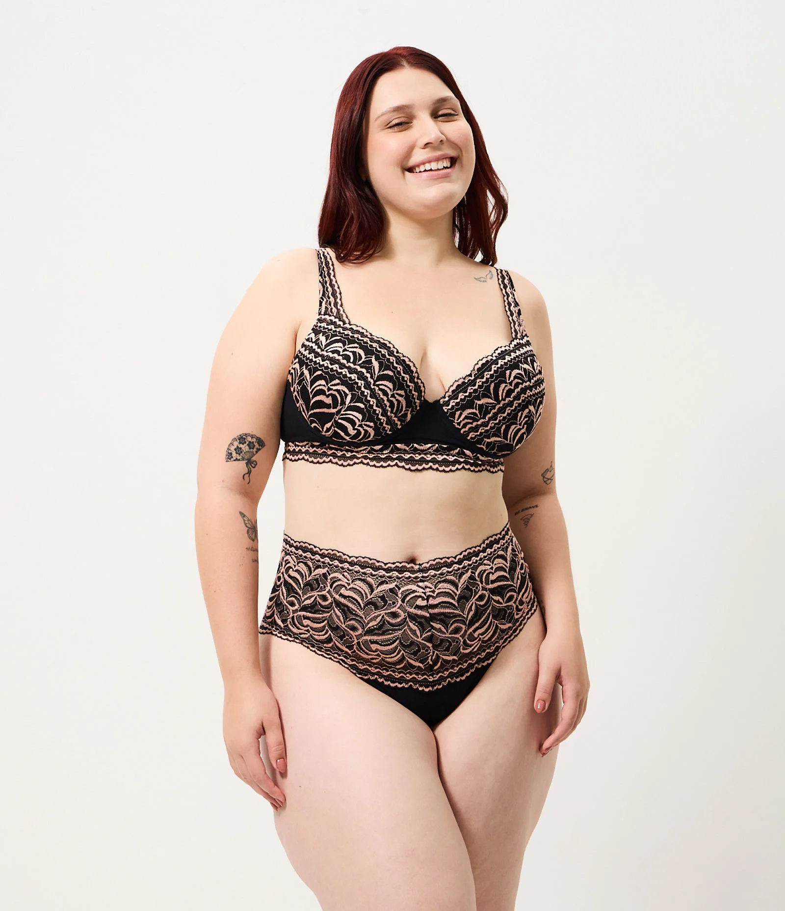 Sutiã Base com Bojo e Renda Floral Bicolor Curve & Plus Size Preto 2
