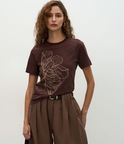 Blusa em Algodão com Bordado de Flor