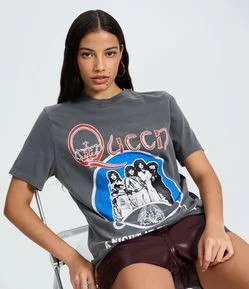 Camiseta Estonada com Estampa Queen