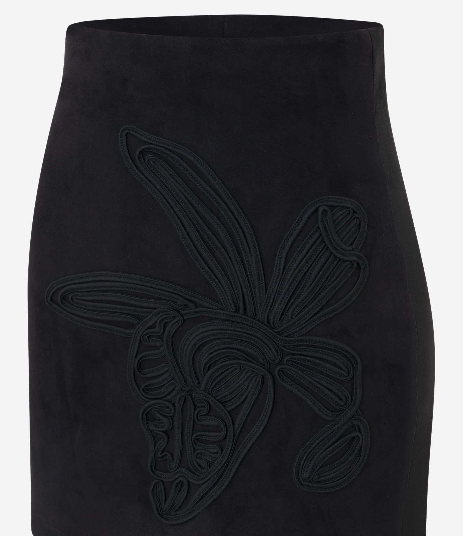 Saia Curta Estruturada com Flor Bordada Preto 2