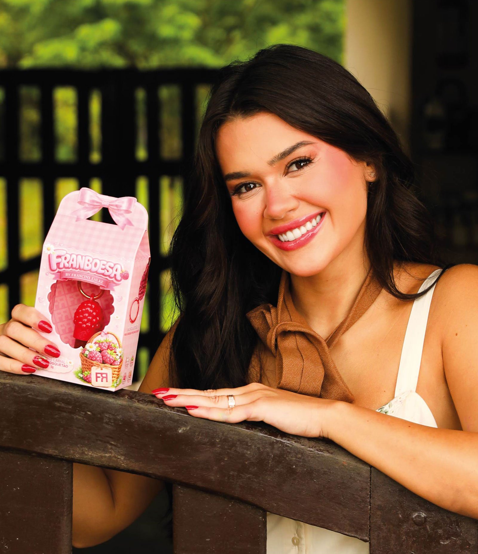 Gloss Labial Fran By Franciny Ehlke com Mosquetão Fran Boesa Vermelho 7