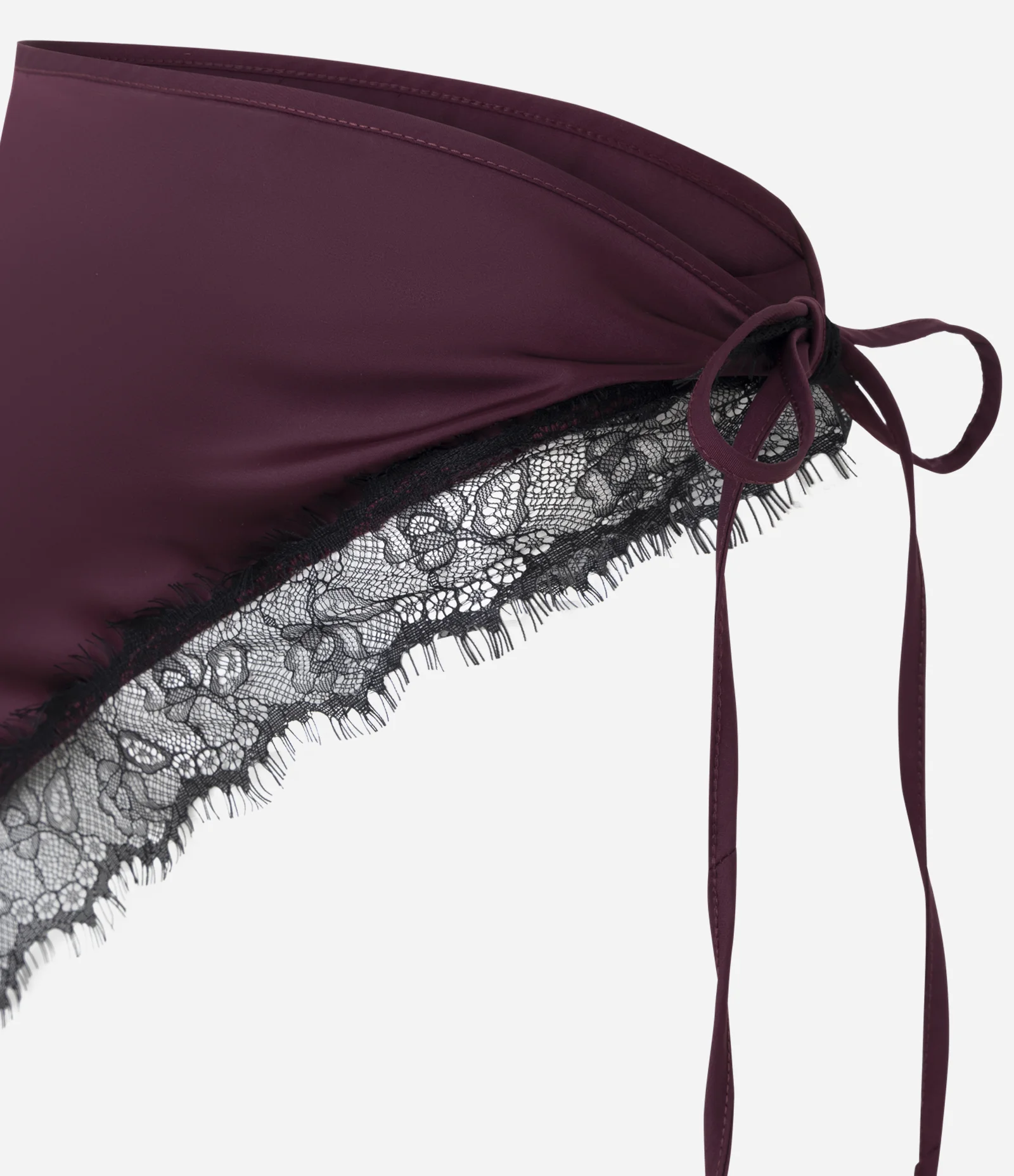 Lenço em Cetim com Detalhe em Renda Vinho 2