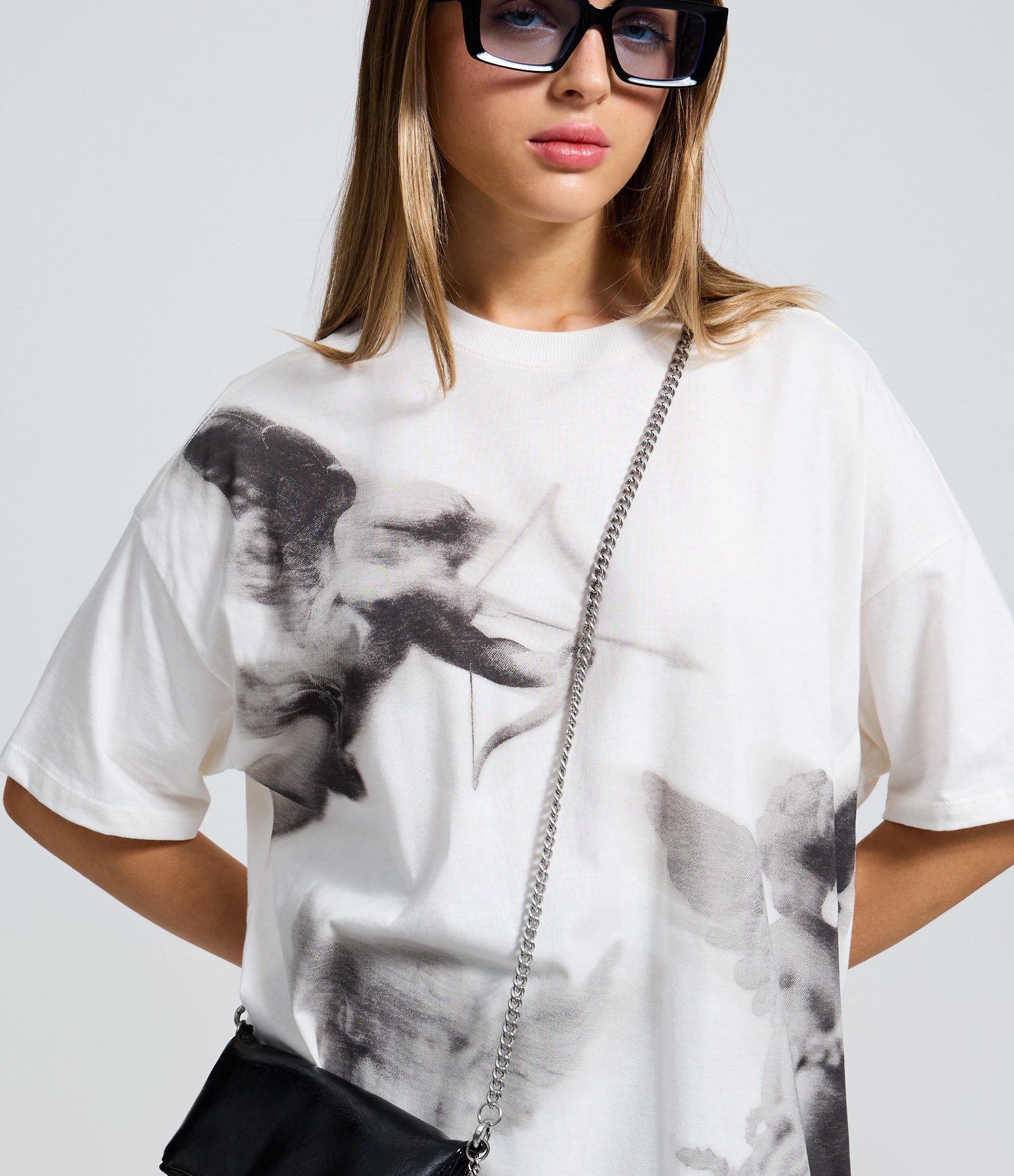Camiseta Boxy em Algodão com Estampa de Anjos Branco 3