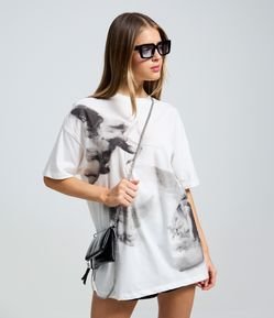 Camiseta Boxy em Algodão com Estampa de Anjos