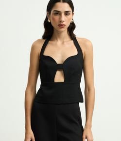 Blusa Alfaiatada Sem Manga com Decote Halter Vazado
