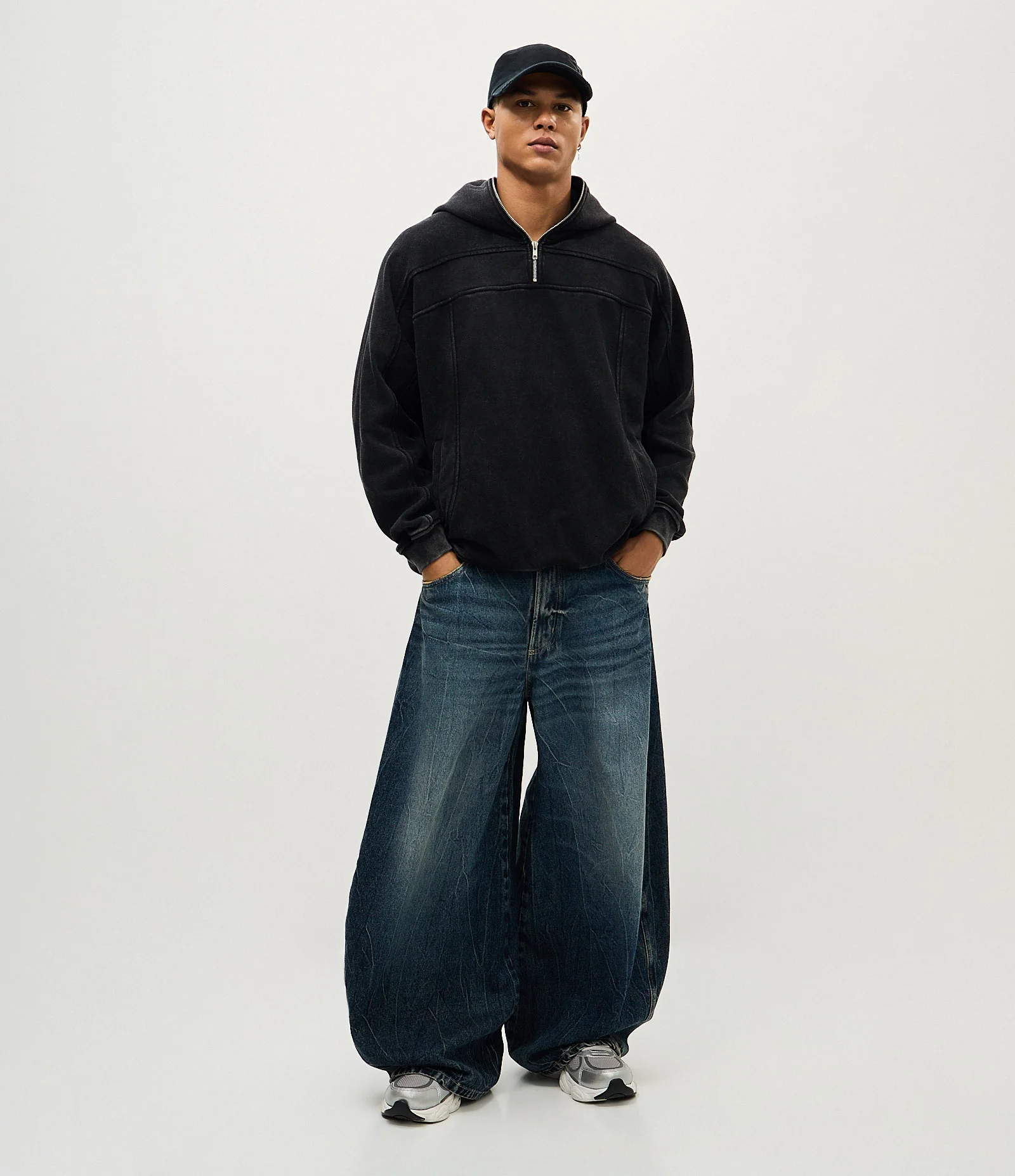 Calça Jeans Barrel com Costura Deslocada Azul 1