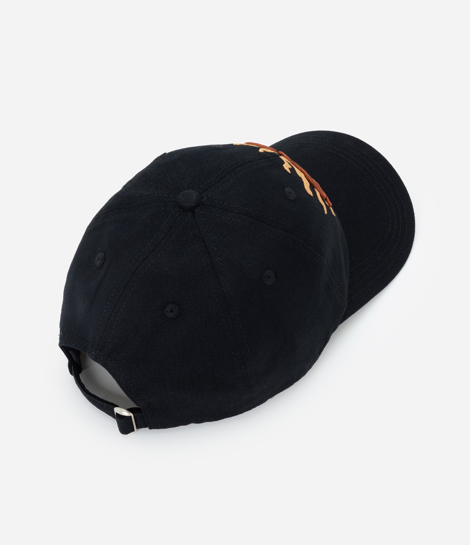 Boné em Sarja com Lettering Preto 2