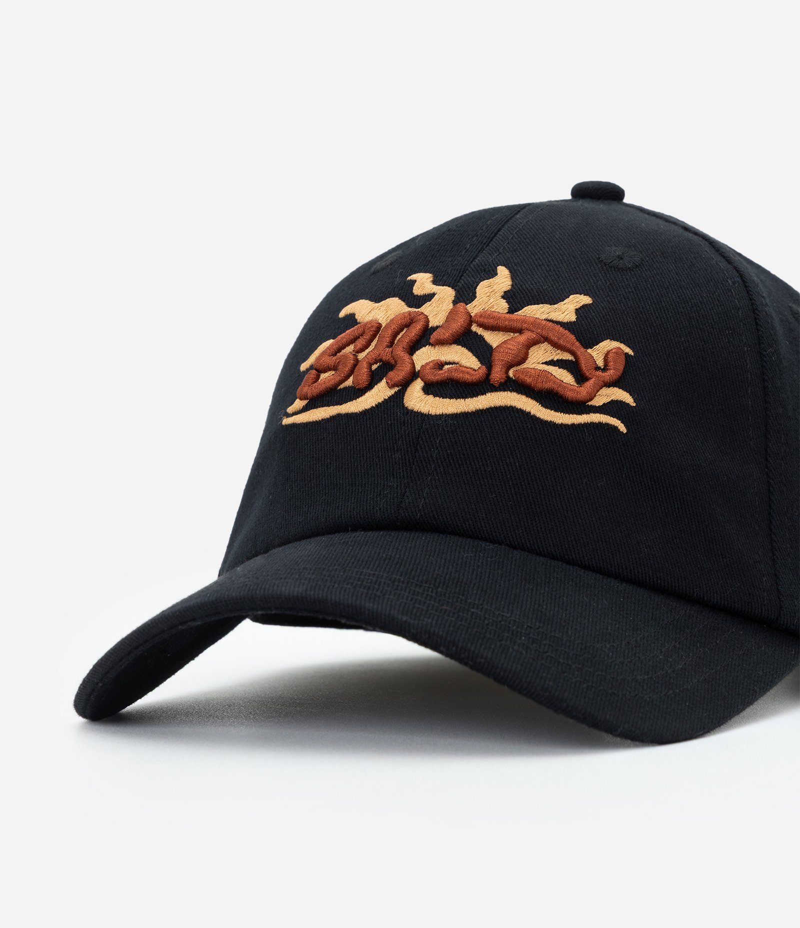 Boné em Sarja com Lettering Preto 4