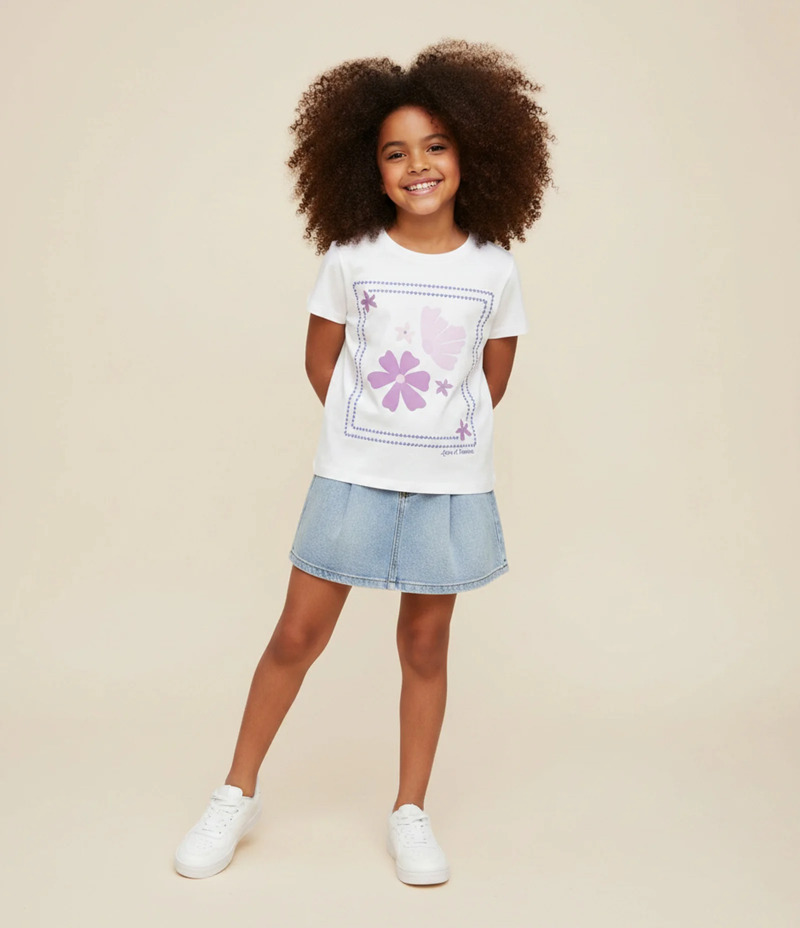 Camiseta Manga Curta Floral Aquarelada - Tam 5 a 16 Anos Branco 1