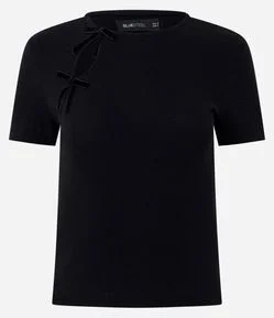 Blusa em Ribana com Detalhe de Lacinhos