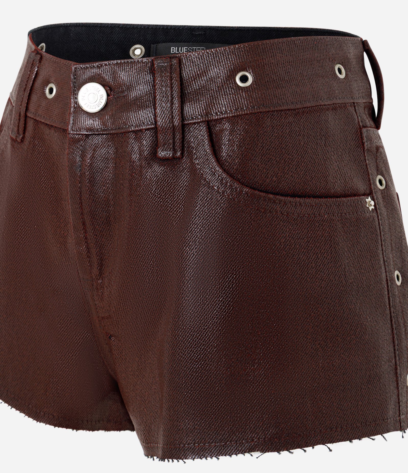 Short Jeans com Cintura Média e Acabamento Resinada Marrom Chocolate 6