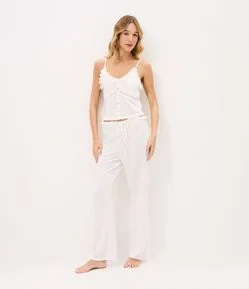 Pijama Longo em Flame com Renda e Abotoamento Frontal
