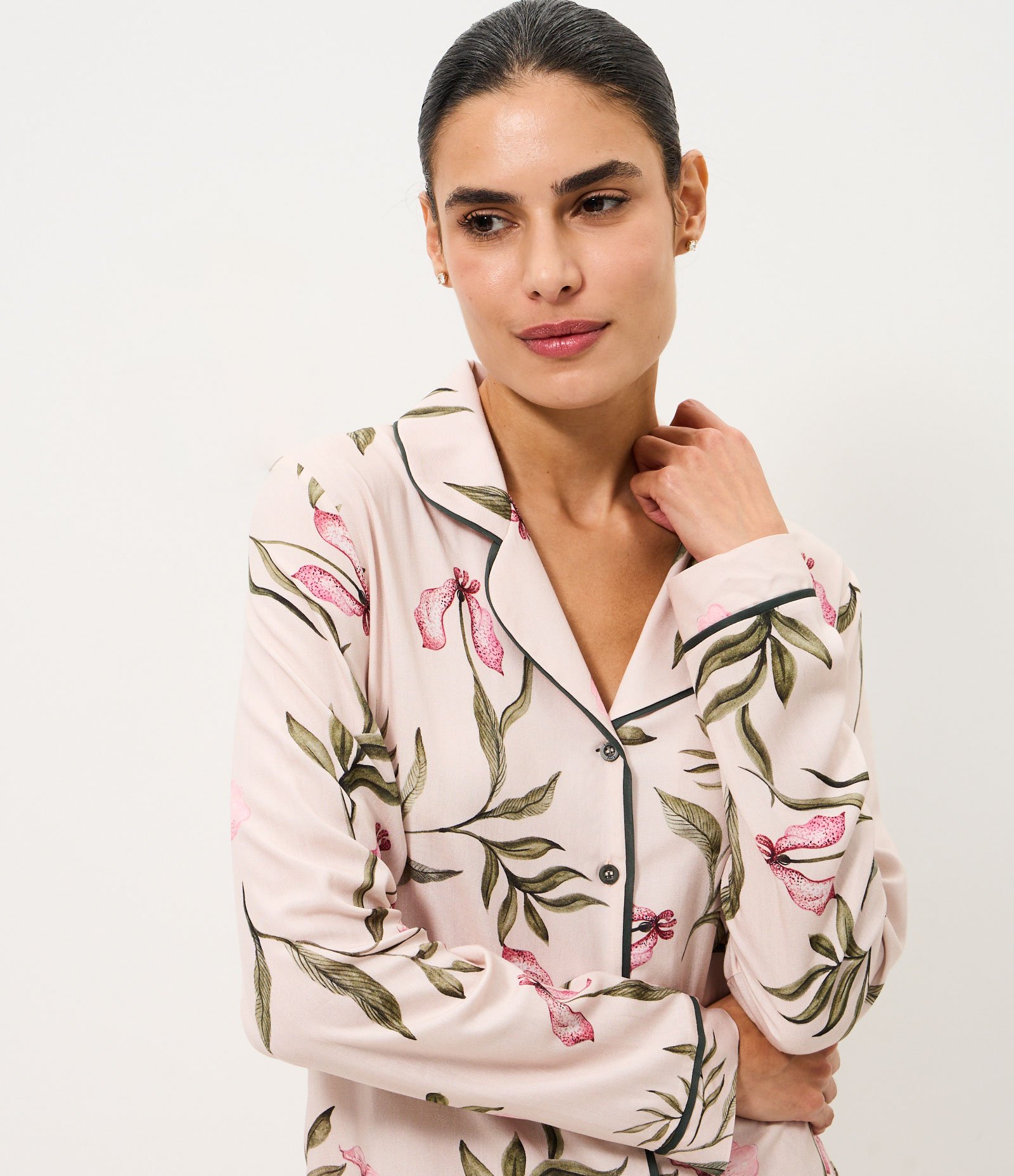 Pijama Curto Americano em Viscose com Estampa Floral Rosa 2