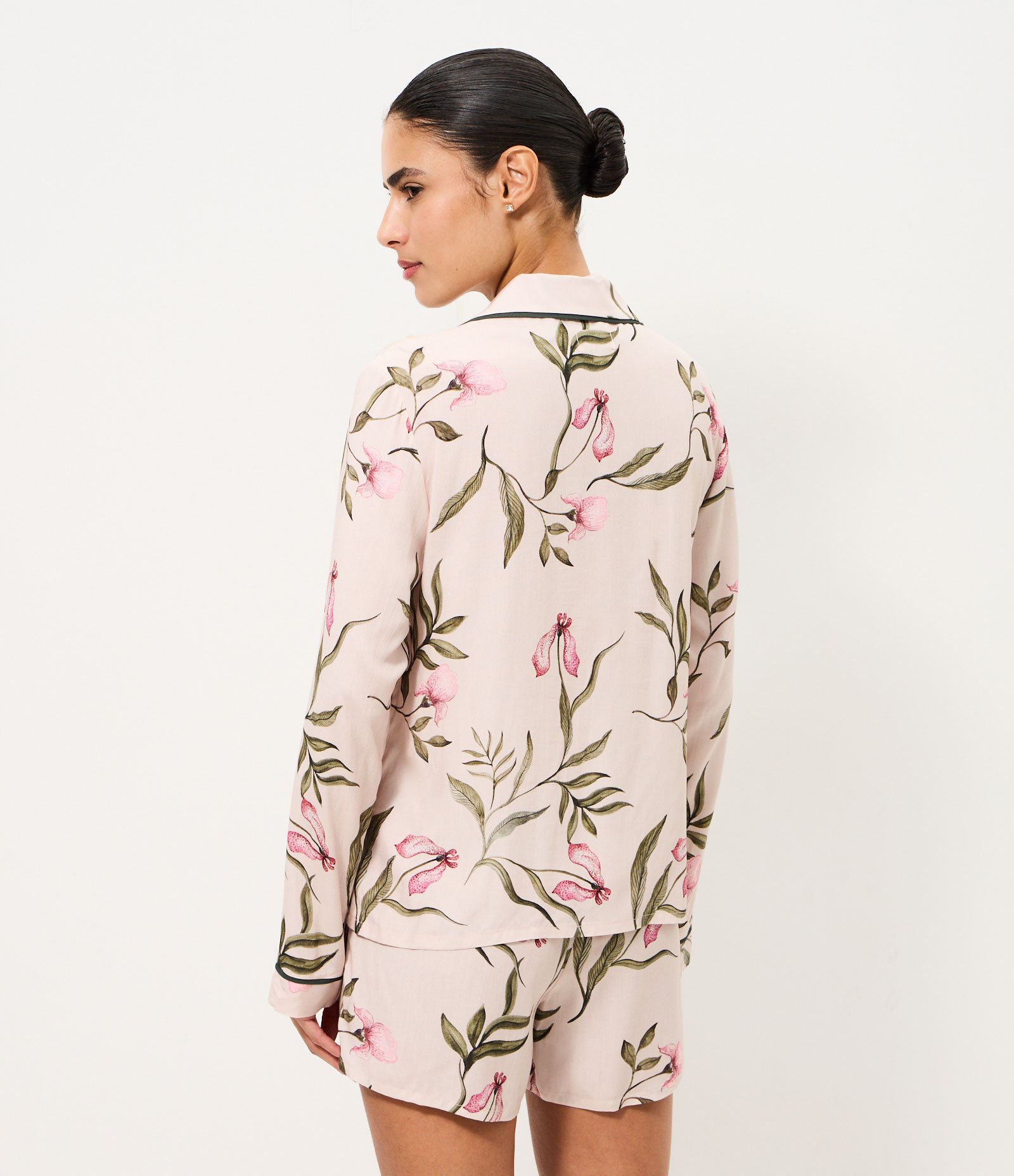 Pijama Curto Americano em Viscose com Estampa Floral Rosa 4