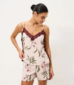 Short Doll em Viscose com Estampa Floral e Renda