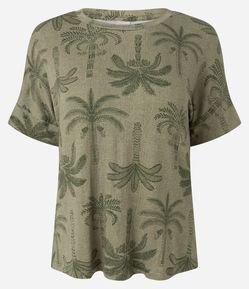 Blusa em Viscose com Estampa de Coqueiros