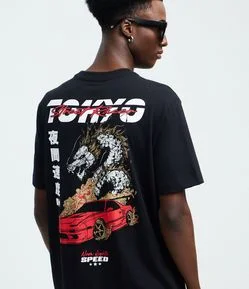 Camiseta Comfort Manga Curta em Algodão com Estampa Drift Tokyo