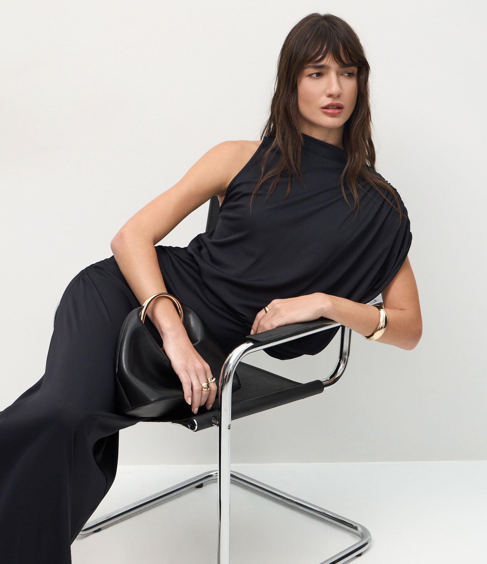 Vestido Longo Assimétrico com Cintura Marcada Preto 5