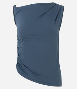 Blusa em Microfibra com Decote Ombro Só e Franzidos