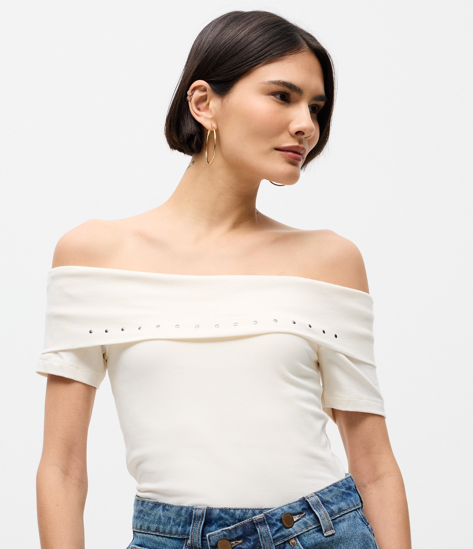 Blusa Ombro a Ombro em Algodão com Tachinhas Off White 3