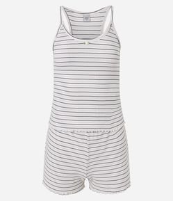 Pijama Short Doll em Ribana Listrado com Florzinha no Decote