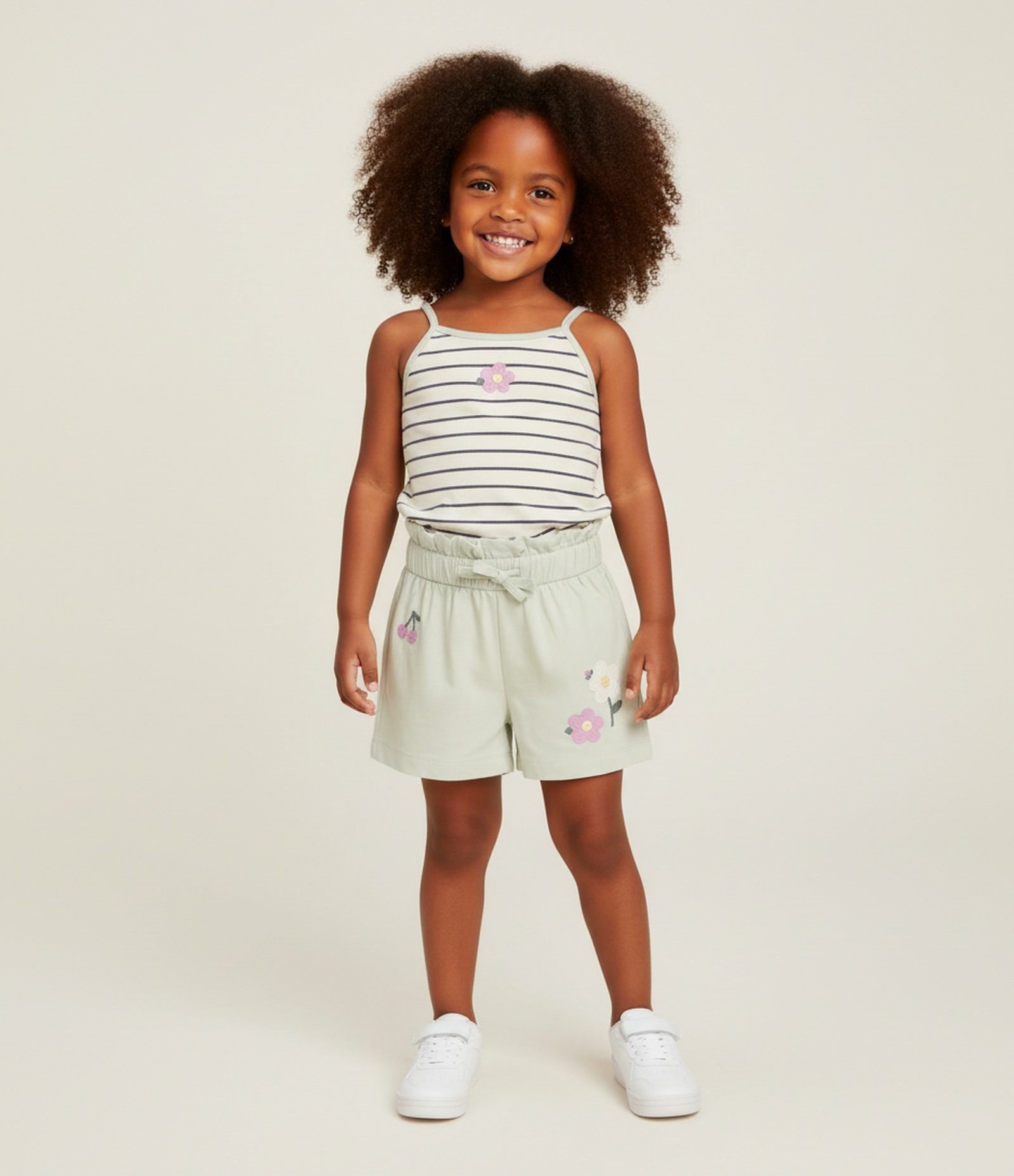 Short Infantil com Estampa de Flores e Cerejas – Tam 1 a 6 Anos Verde Claro 1