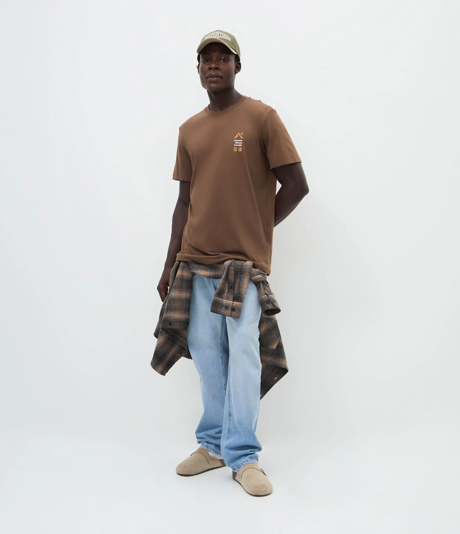 Camiseta Comfort em Algodão Estampa Montanha e Toque Pima Marrom 2