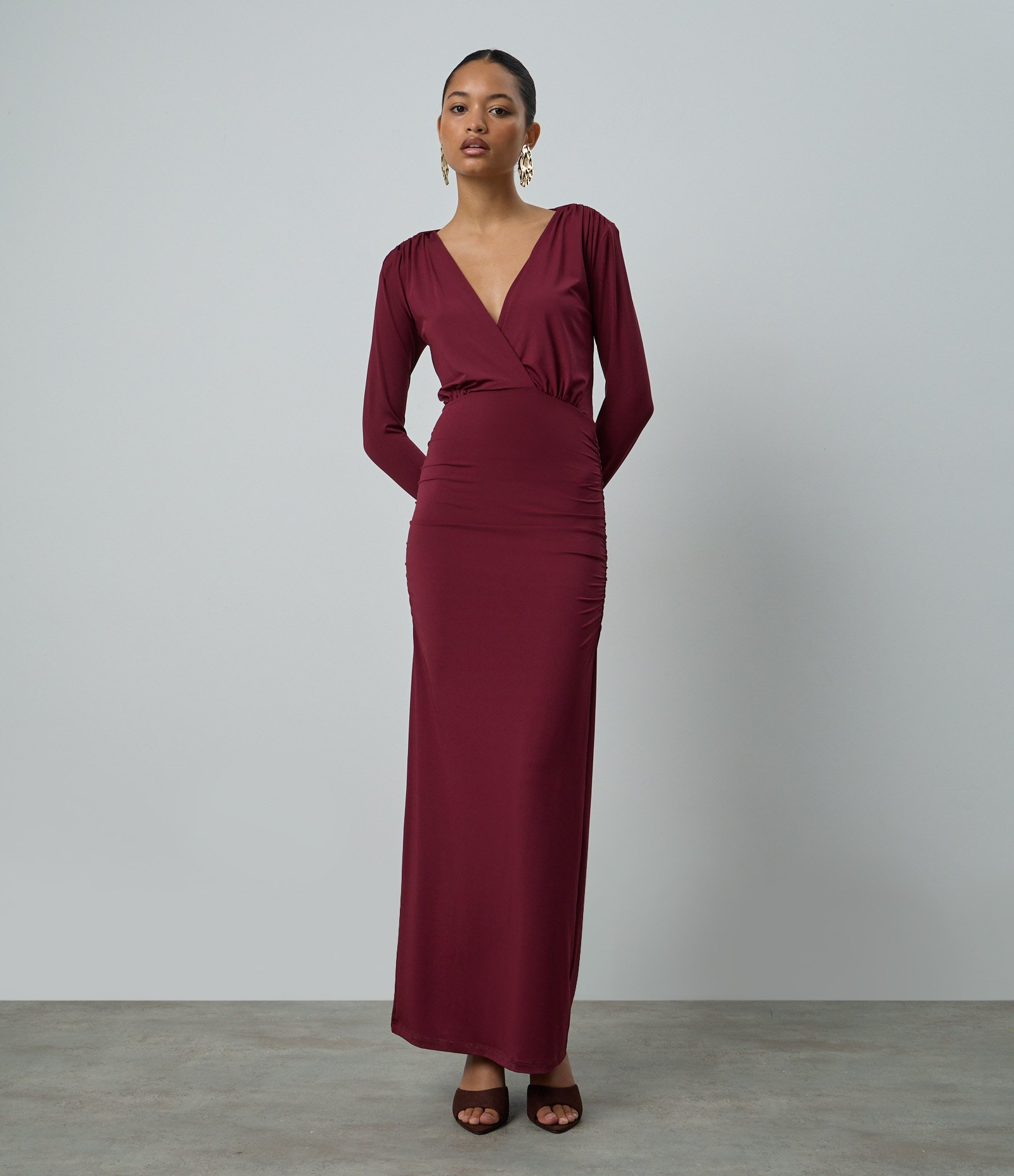 Vestido New Midi Transpassado em Jersey com Ombreiras Vinho 2