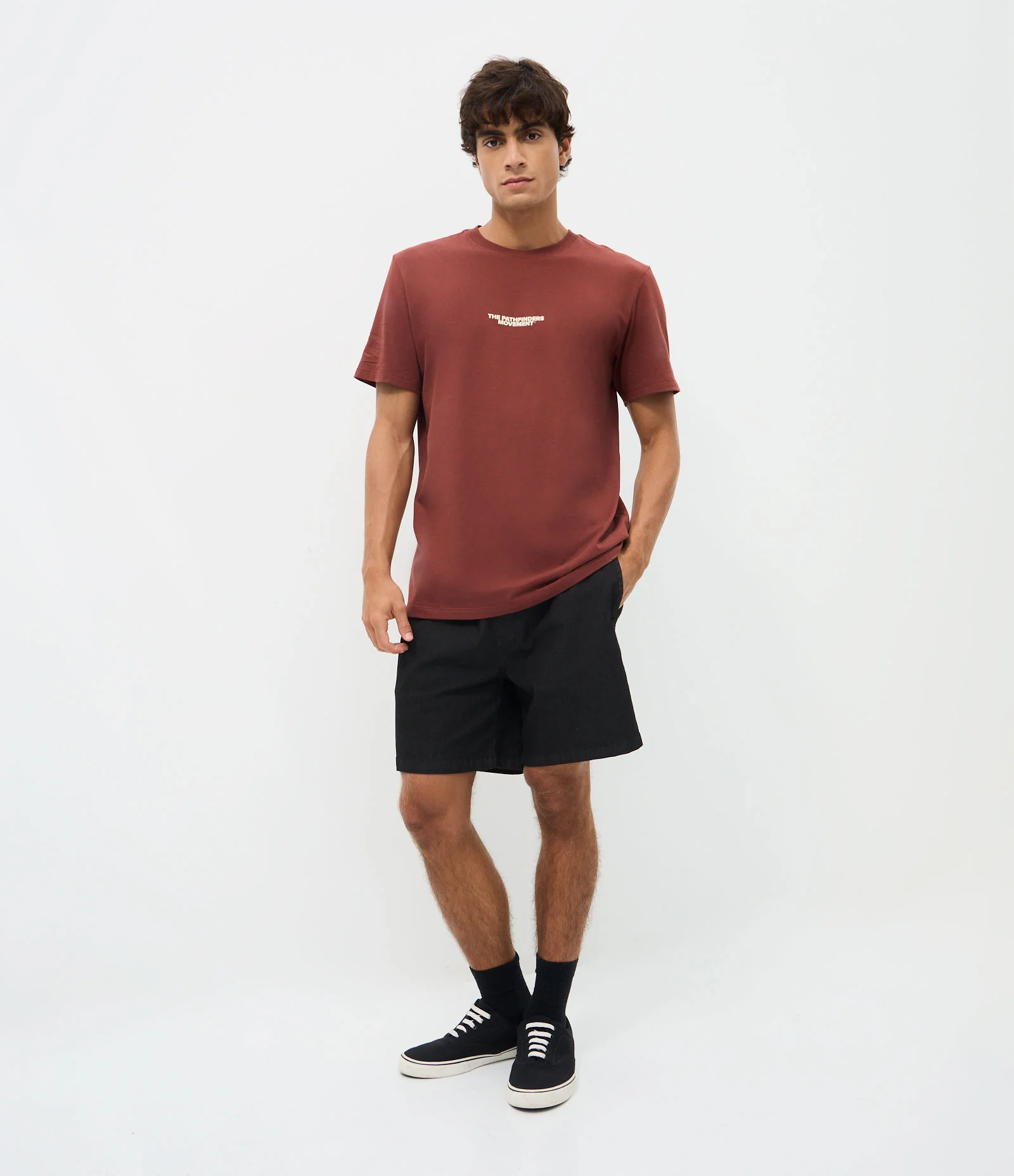 Camiseta Comfort em Algodão com Lettering Vermelho 2