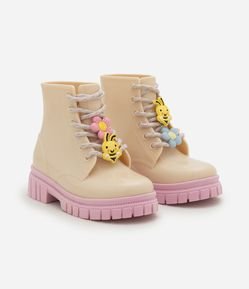 Bota Infantil Coturno com Cadarço e Pins – Tam 21 ao 28
