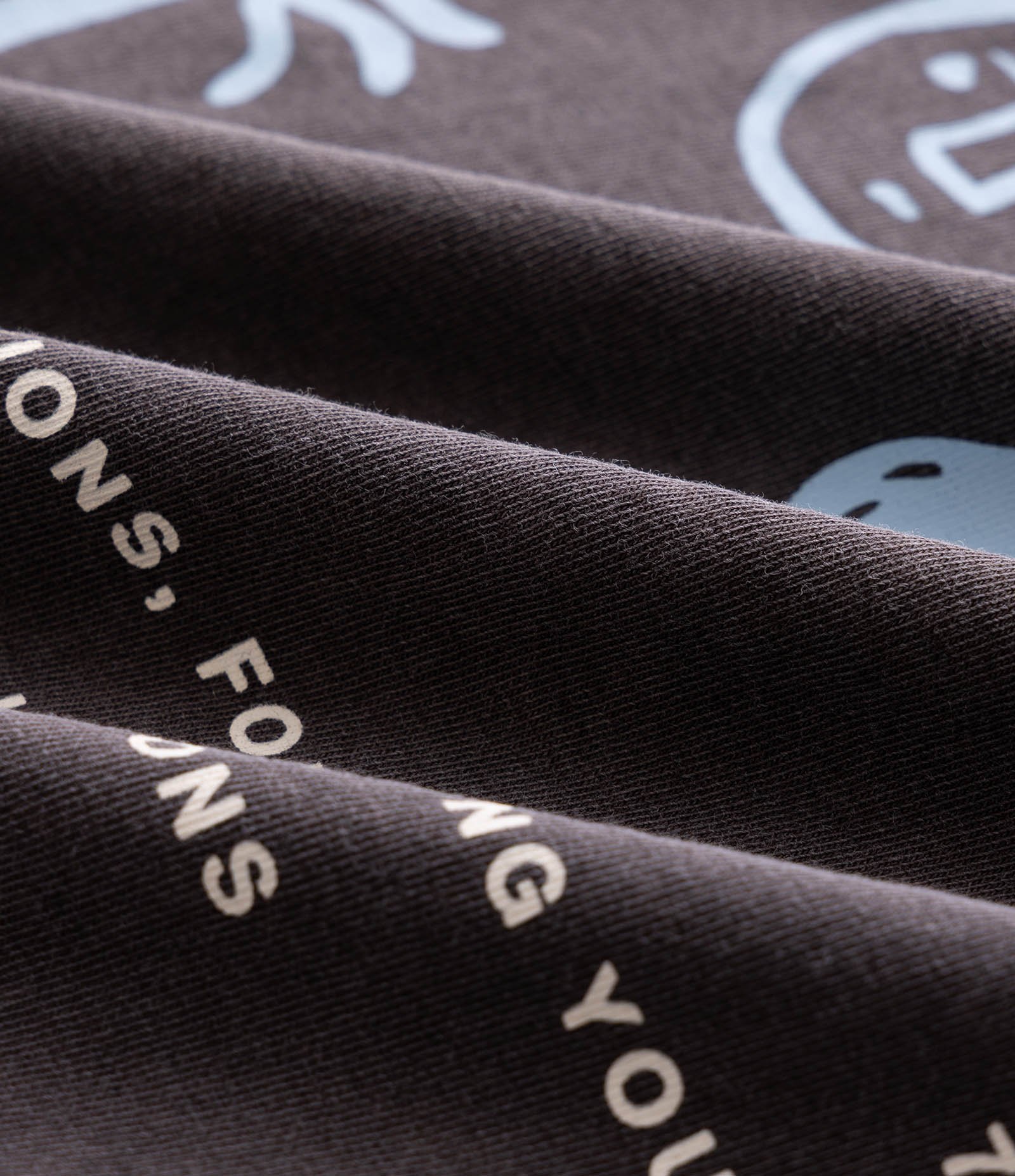 Camiseta Comfort em Algodão Estonada com Estampa Preto 7