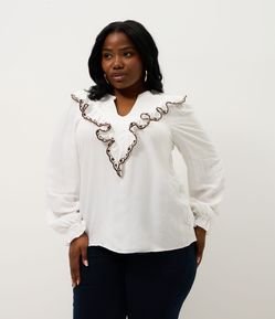 Blusa Bata Listrada com Brilho Curve & Plus Size