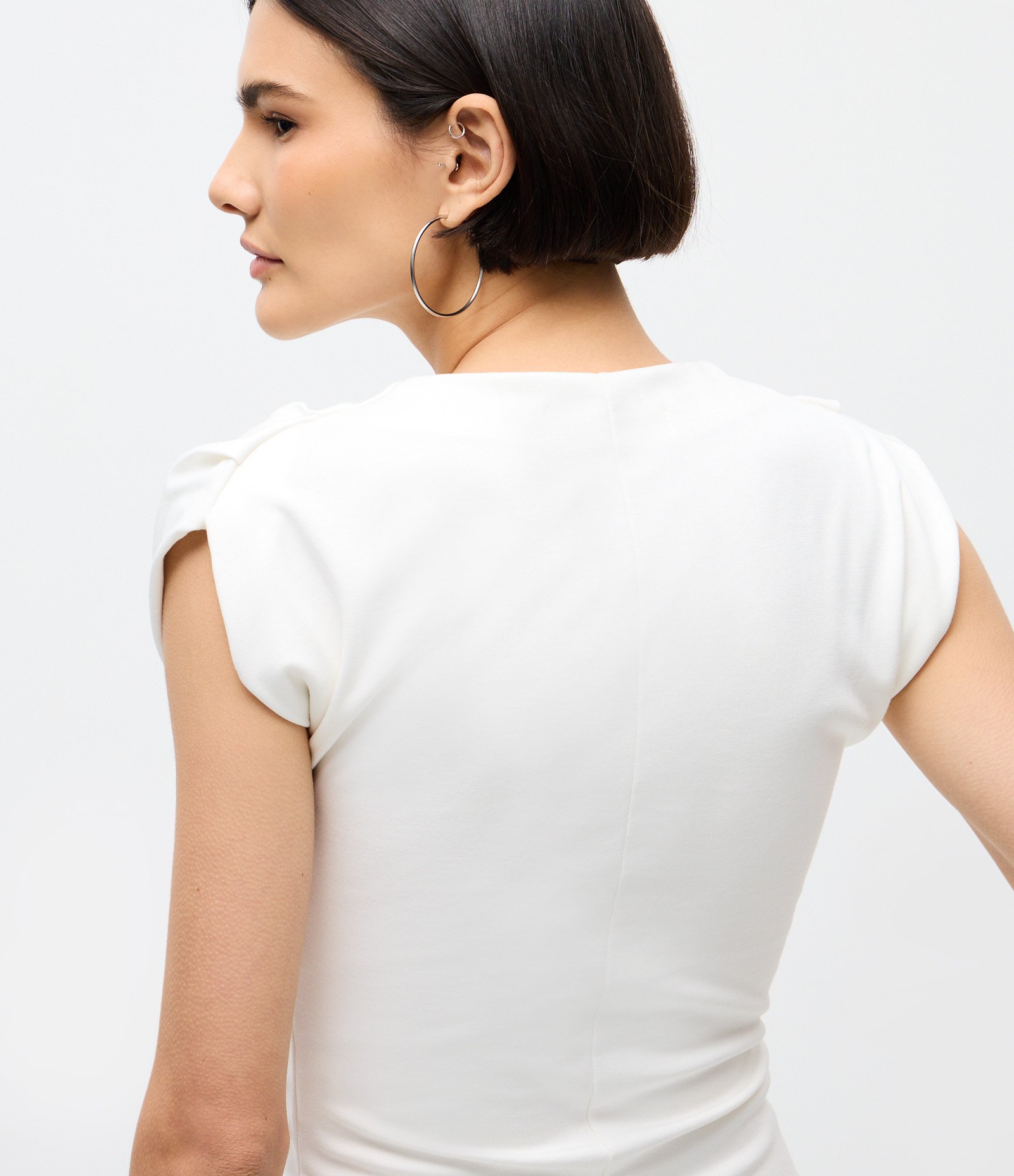 Blusa em Ponto Roma com Pregas no Ombro e Cintura Branco 4