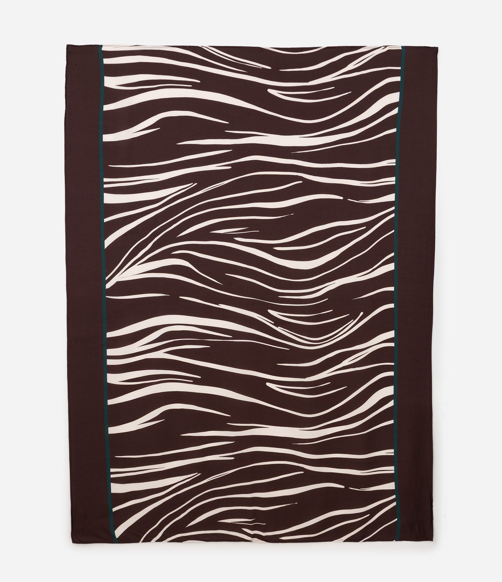 Canga de Praia em Viscose com Estampa Animal Print Marrom 2