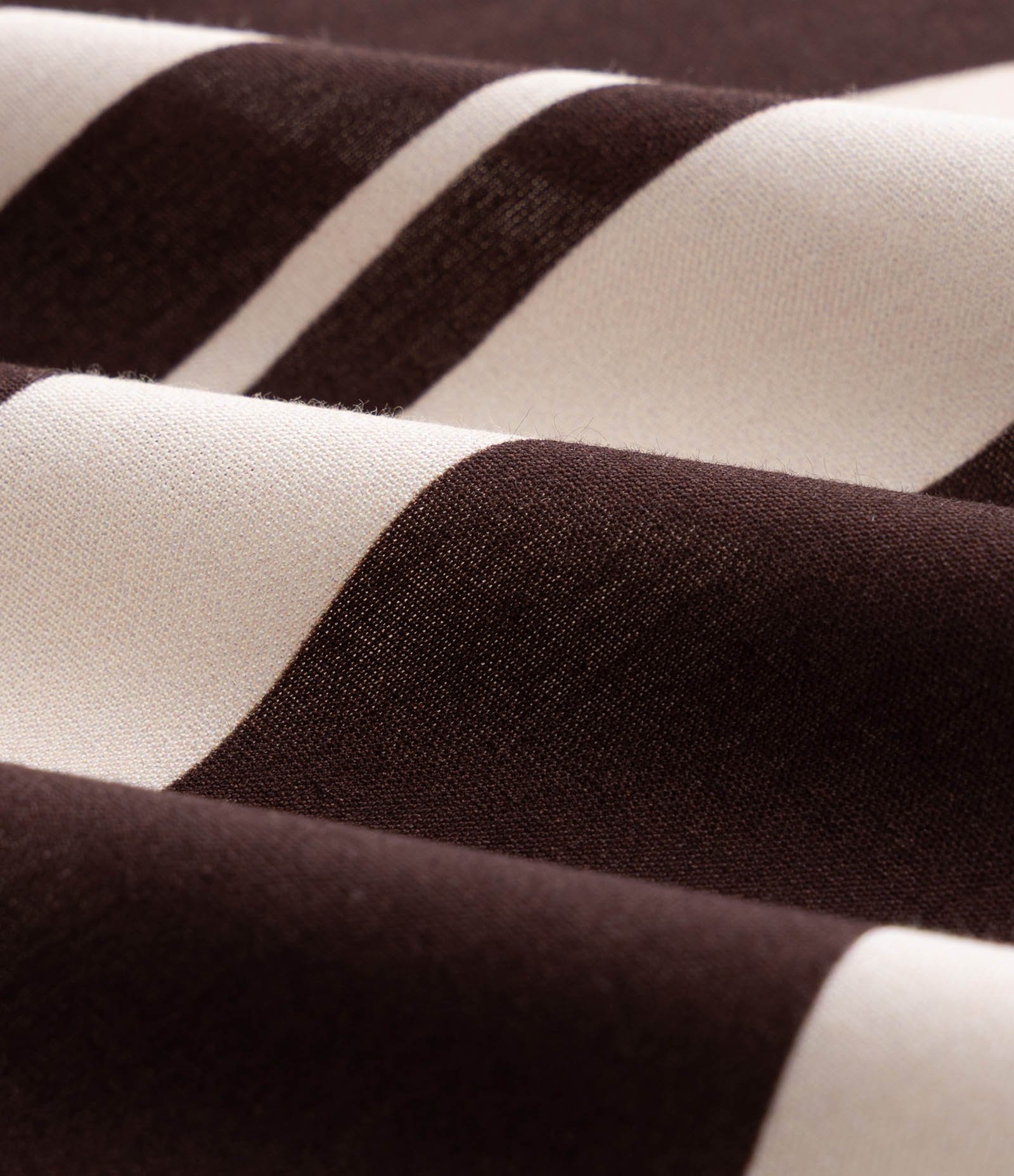 Canga de Praia em Viscose com Estampa Animal Print Marrom 4