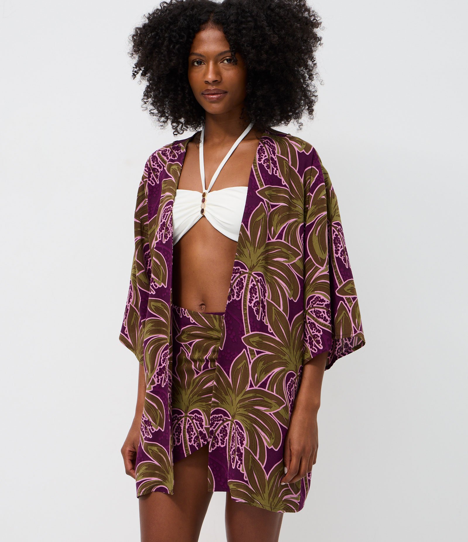 Saída de Praia Kimono em Viscolinho com Estampa de Coqueiro Roxo/Verde 2