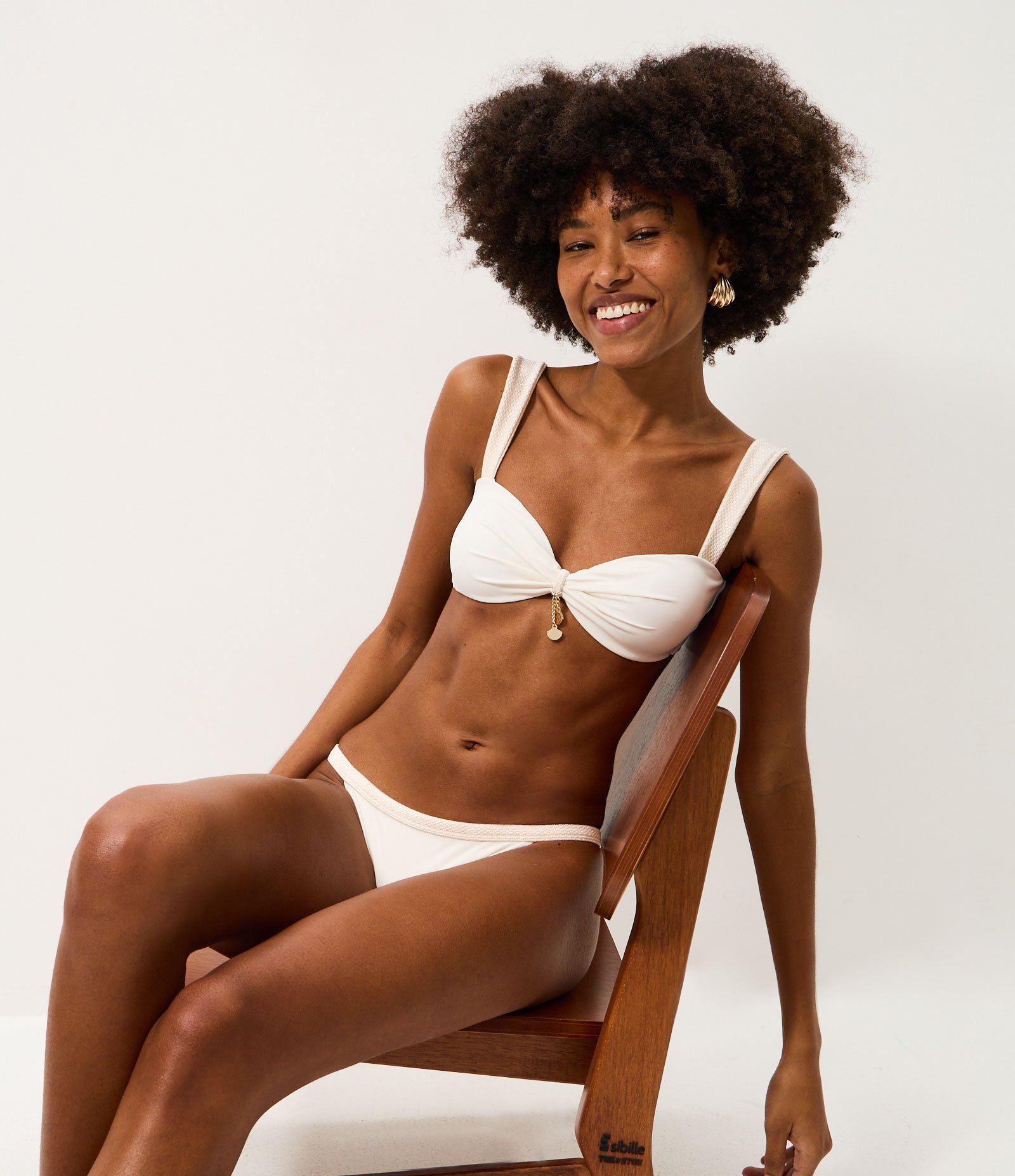 Biquíni Top Bandeau com Aviamento Branco 2