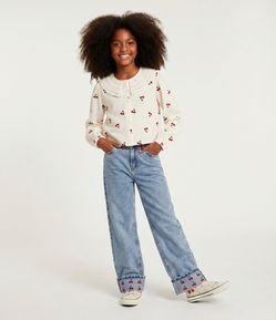 Calça Infantil em Jeans com Bordado de Cereja – Tam 7 a 16 Anos
