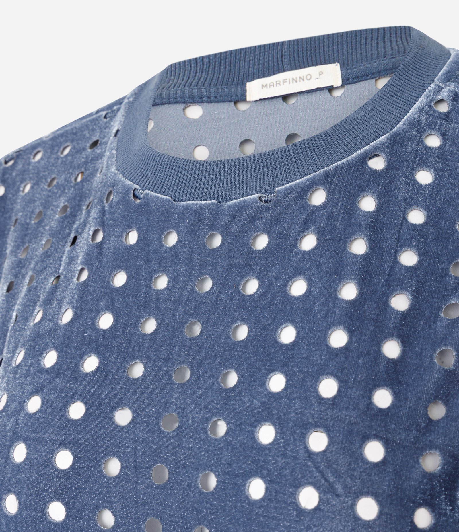 Blusa em Veludo com Gola Redondo e Furinhos Azul 2